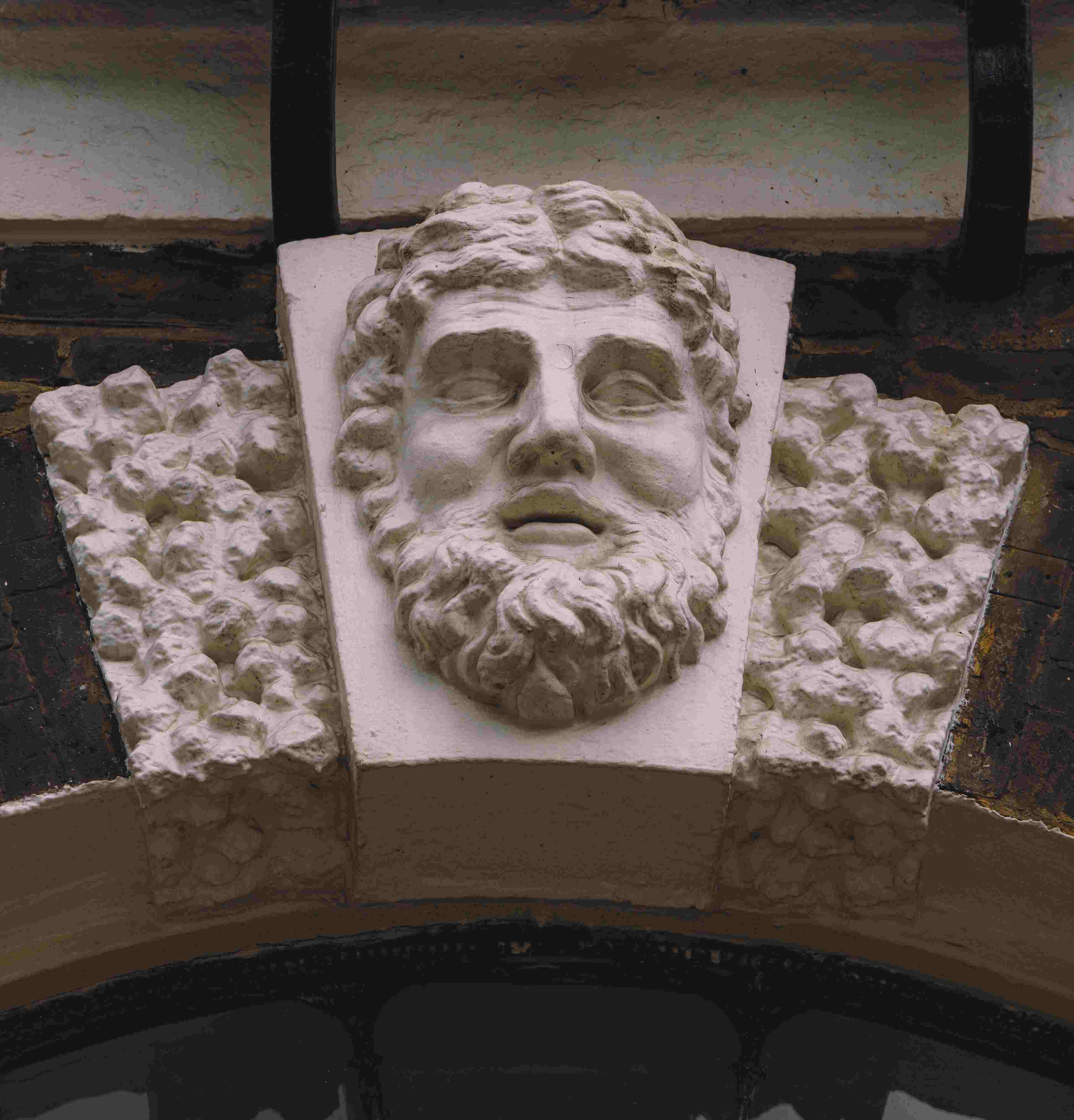 Head Sculpture (Close)